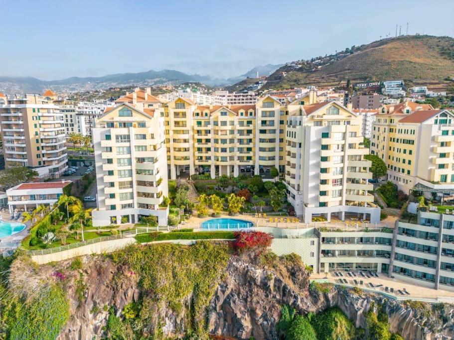 Super Cliff Apartment ฟุงชาล ภายนอก รูปภาพ